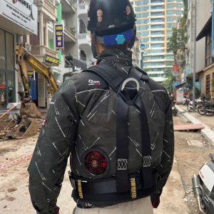 Áo rời Azuki lỗ cao đệm vai 2025